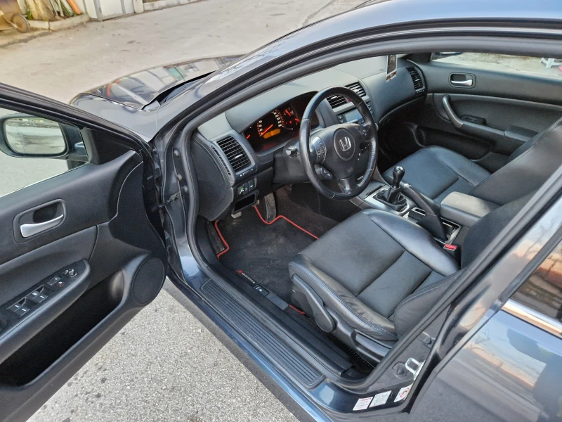 Honda Accord 2.4 I-VTEC TYPE S, снимка 8 - Автомобили и джипове - 53037928