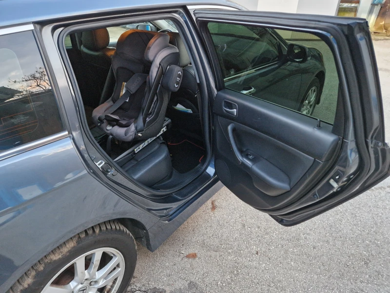 Honda Accord 2.4 I-VTEC TYPE S, снимка 10 - Автомобили и джипове - 53037928