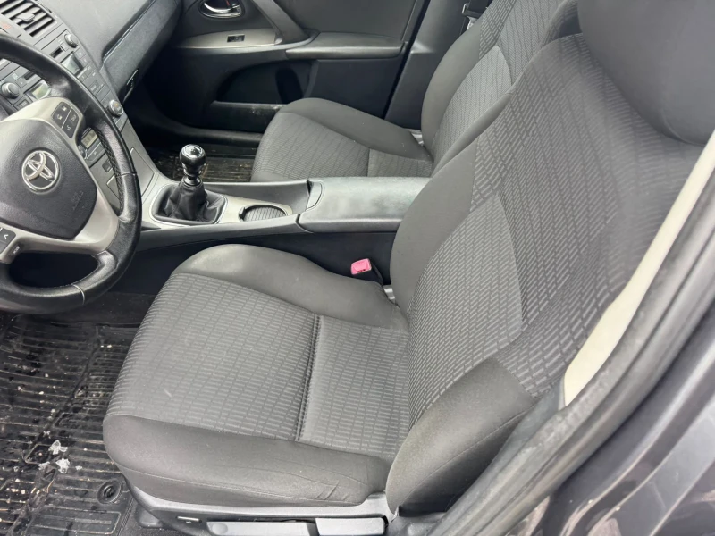 Toyota Avensis 2.0 D-4D 126 Diesel GERMANY, снимка 8 - Автомобили и джипове - 53089962