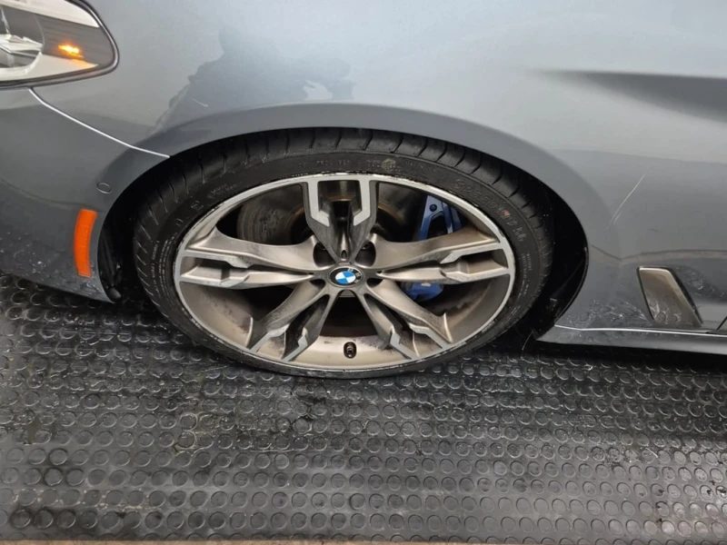 BMW 550 XDRIVE * CARFAX * БЕЗ ПЪРВОНАЧАЛНА ВНОСКА, снимка 6 - Автомобили и джипове - 53089255