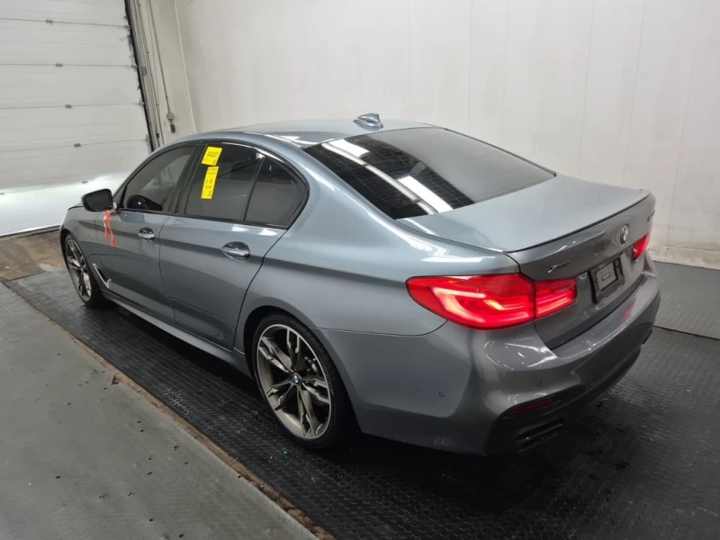 BMW 550 XDRIVE * CARFAX * БЕЗ ПЪРВОНАЧАЛНА ВНОСКА, снимка 4 - Автомобили и джипове - 53089255