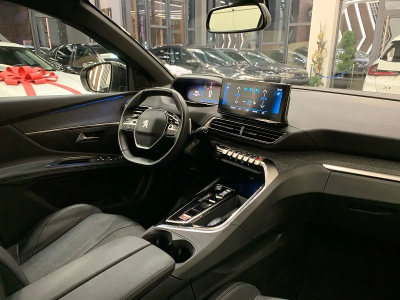 Peugeot 3008 ALLURE, снимка 10 - Автомобили и джипове - 53596310