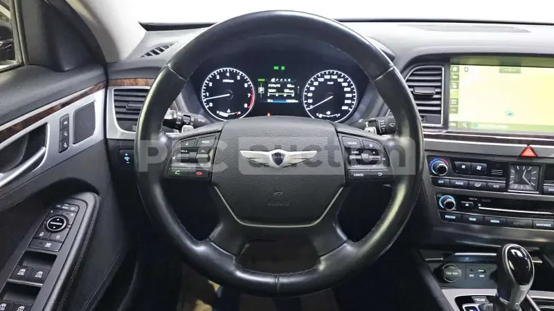 Hyundai Genesis G330* HEAD-UP* ОБДУХВАНЕ* ВКЛЮЧЕН ТЕХНОТЕСТ И ПРЕГ, снимка 5 - Автомобили и джипове - 54193993