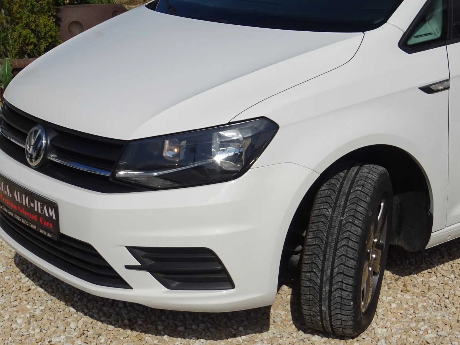 VW Caddy Maxi 2.0 TDI 102kc DSG 5. Highline 7  | Mobile.bg   17