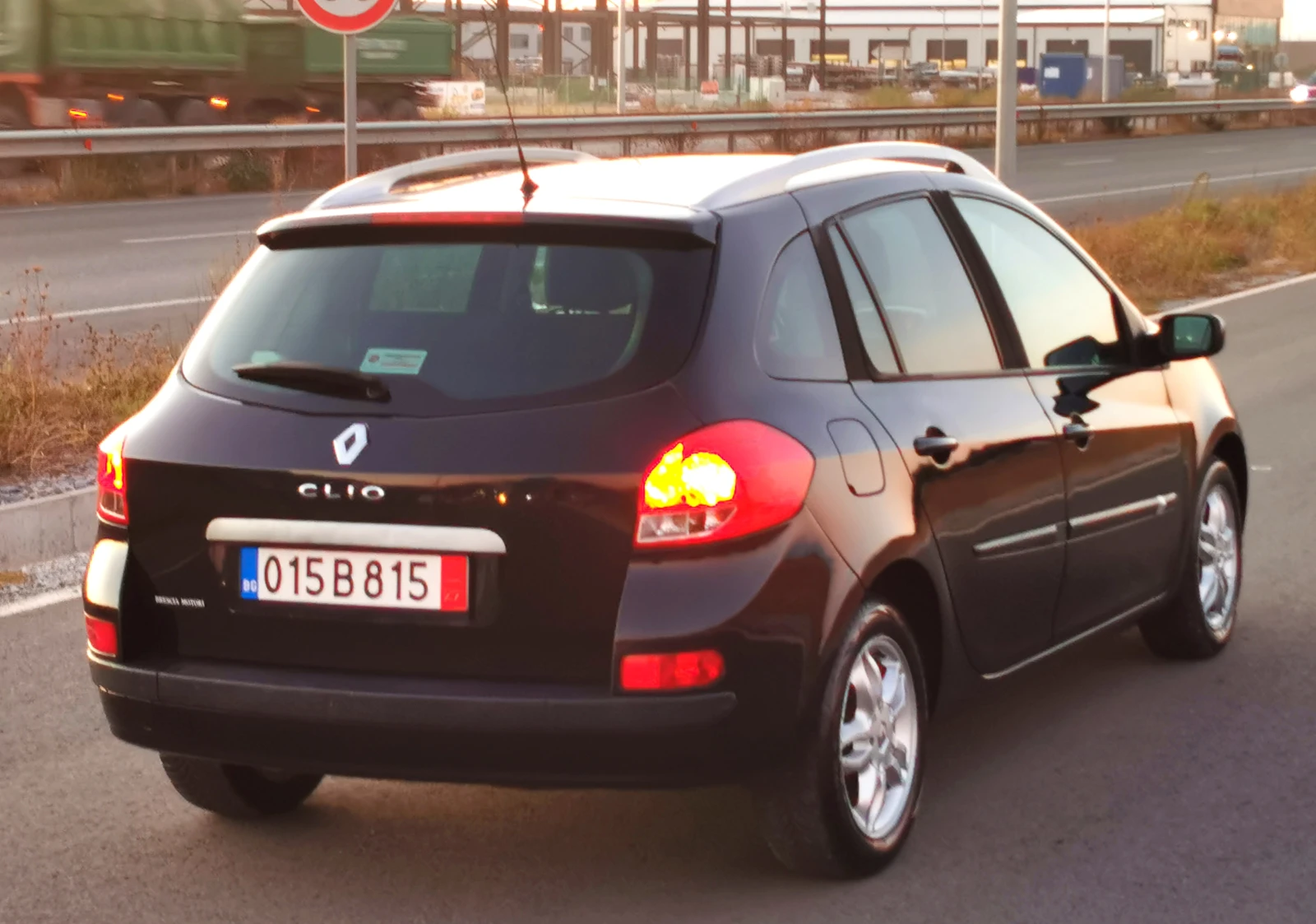 Renault Clio CLIO R 1.2 GAZ - изображение 3