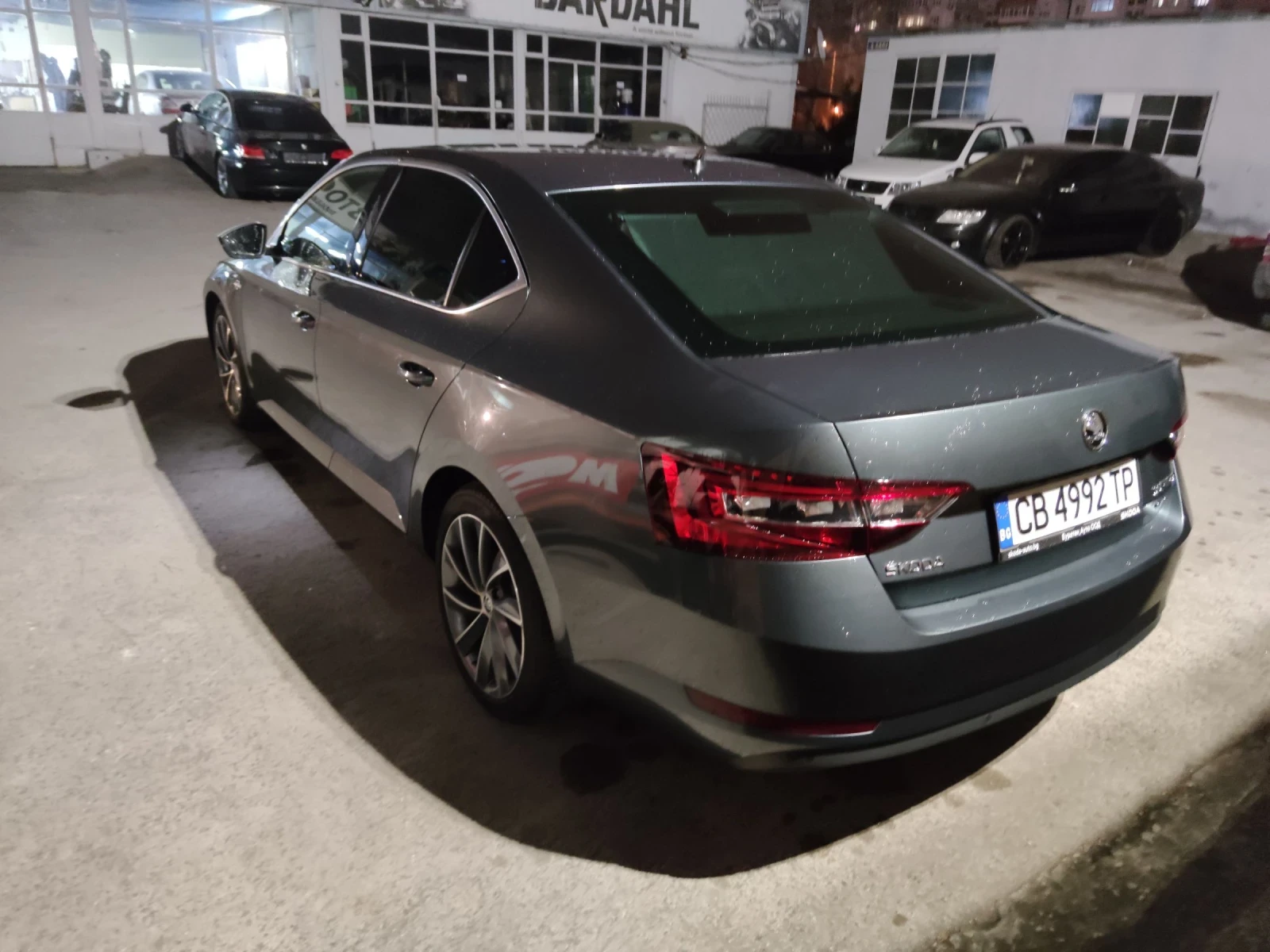 Skoda Superb Laurin & Klement 2.0TDI 190k.c 4x4 - изображение 6