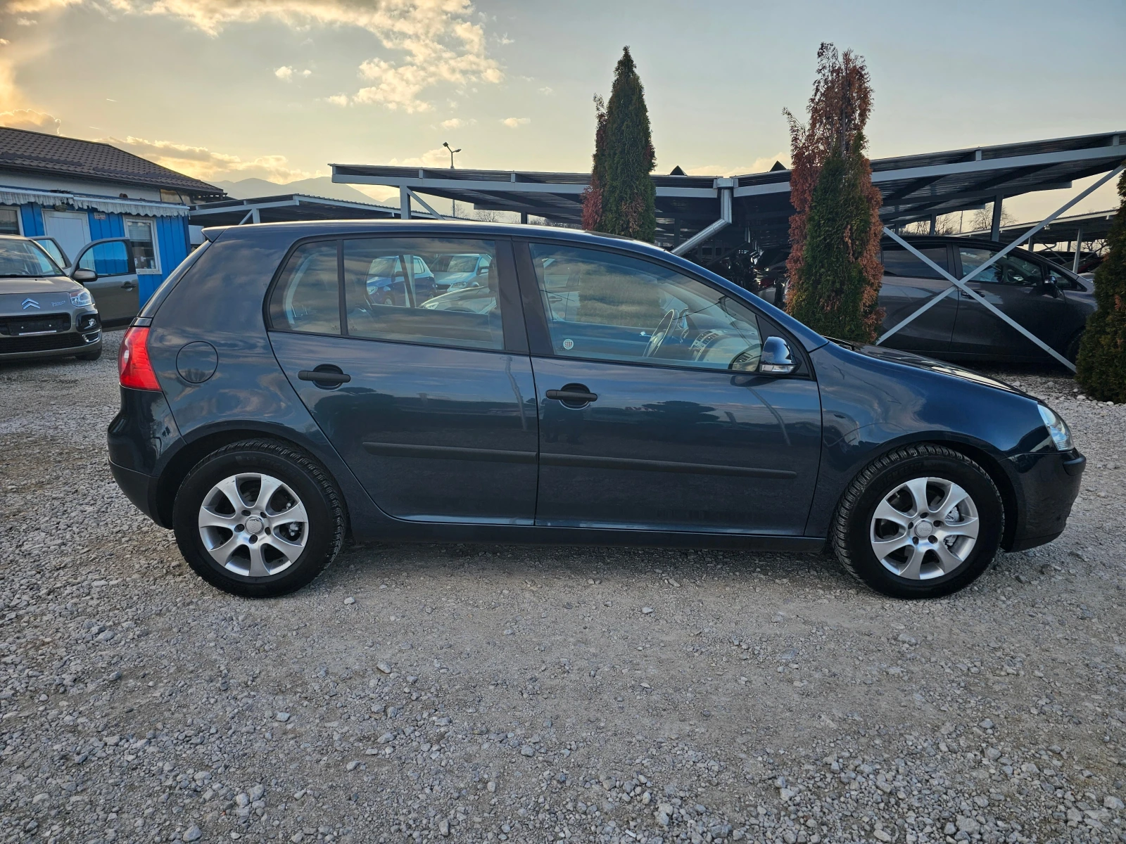 VW Golf 1.9 TDI DSG КЛИМАТРОНИК - изображение 6