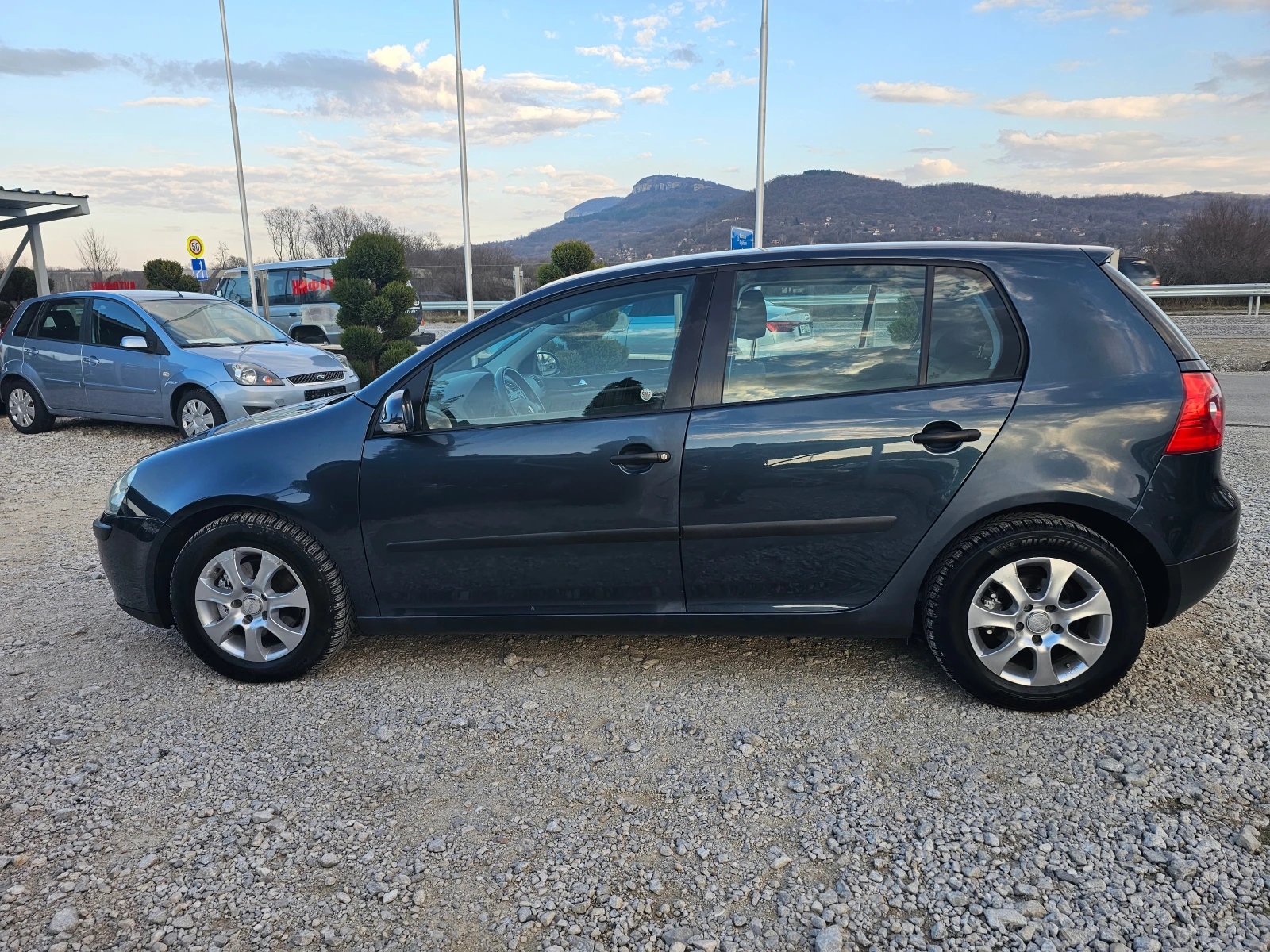 VW Golf 1.9 TDI DSG КЛИМАТРОНИК - изображение 2