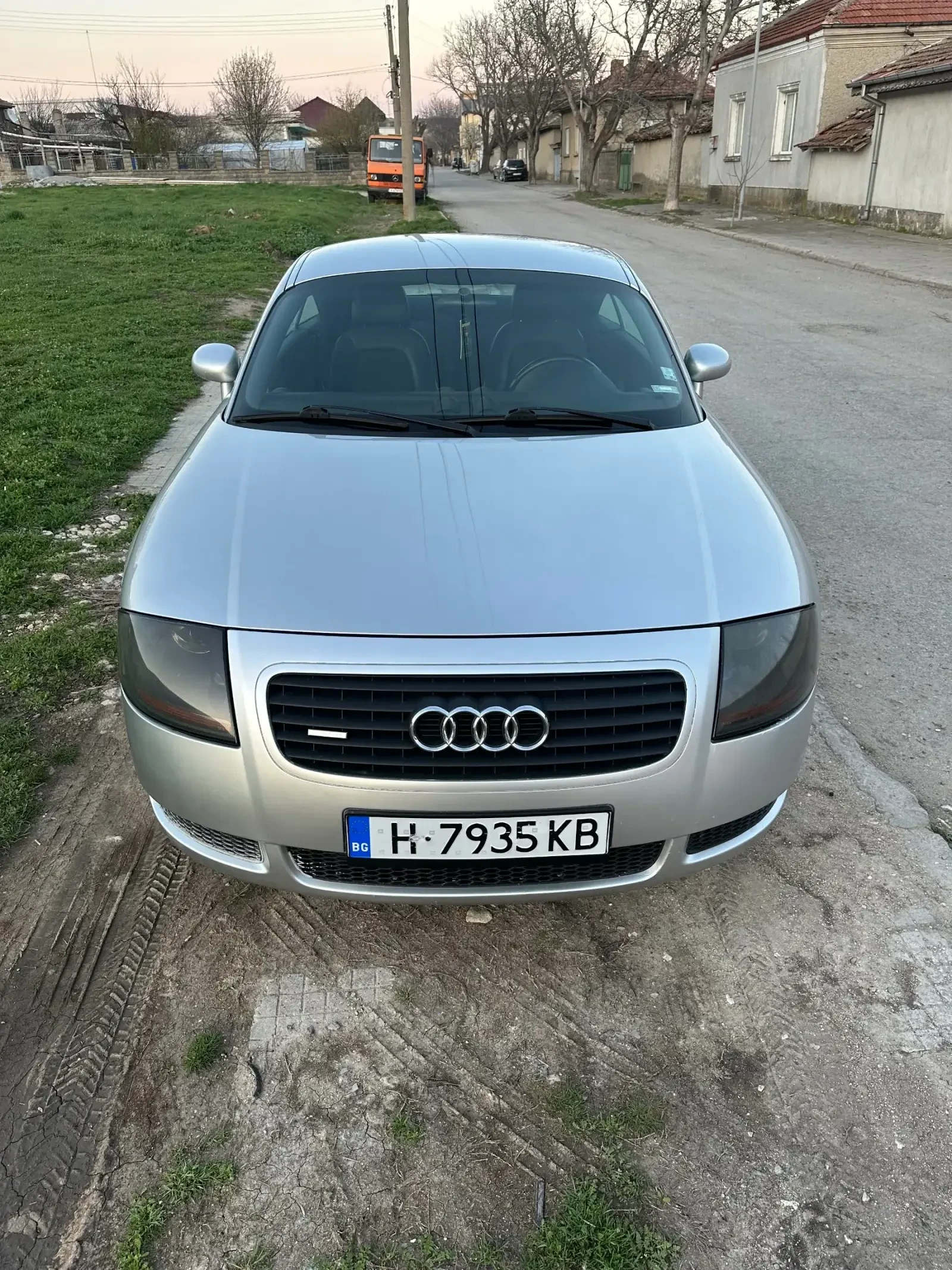 Audi Tt 1.8T Quattro - изображение 2