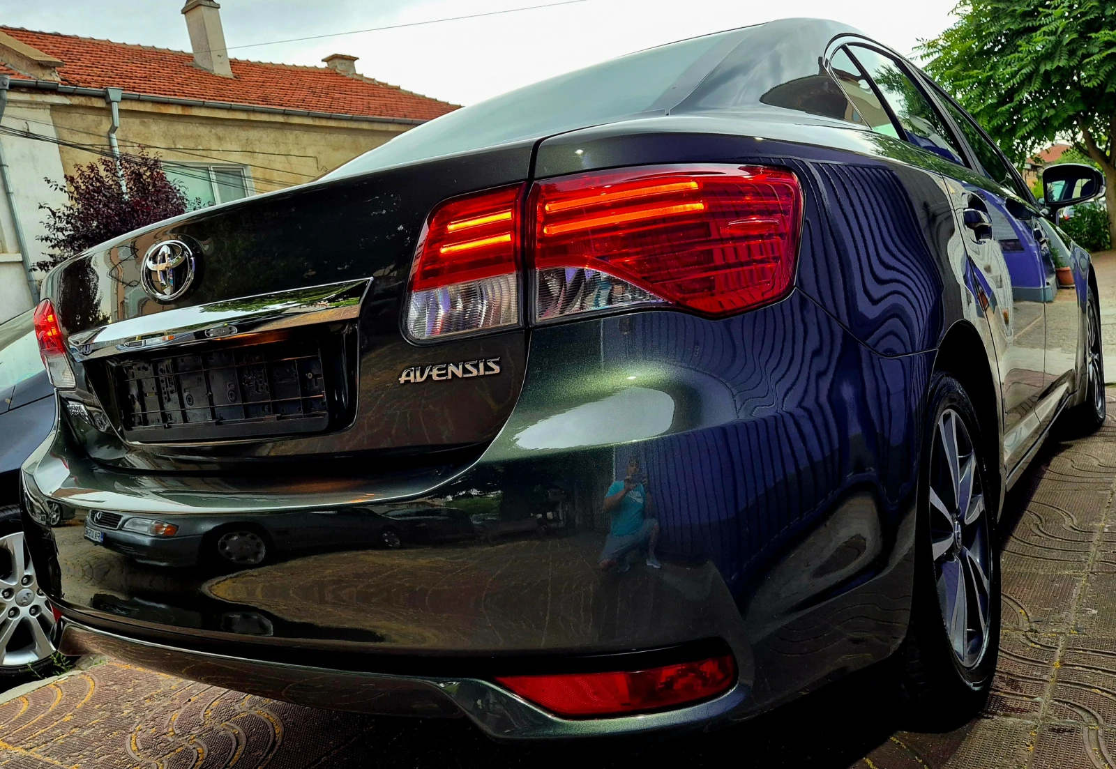 Toyota Avensis 2.0d4d-FACELIFT-EXCLUSIVE-нави-6скорости-japan - изображение 9