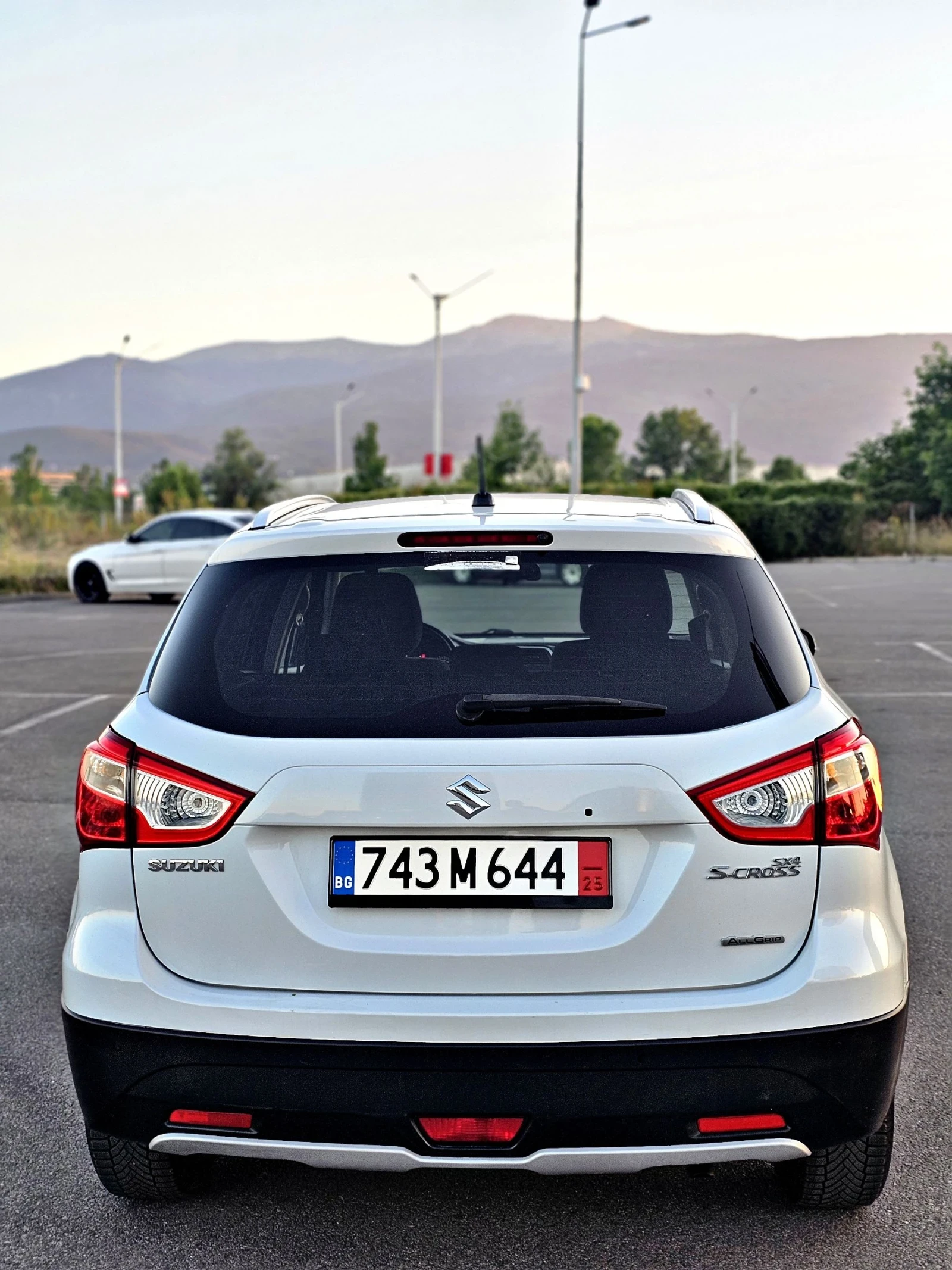 Suzuki SX4 S-Cross 1.6i 4x4 #Автомат #Keyless #Swiss - изображение 6