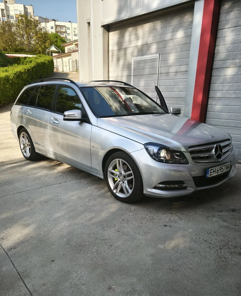 Mercedes-Benz C 220 CDI - изображение 8