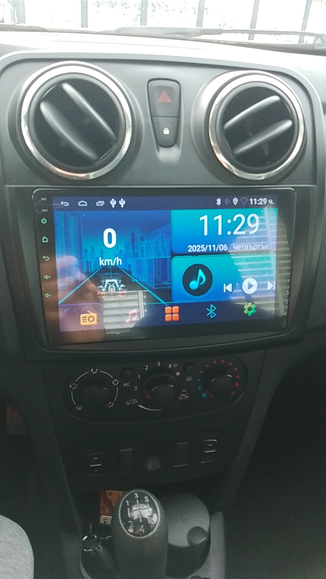 Dacia Sandero 1.2  , navi , kamera | Mobile.bg   10