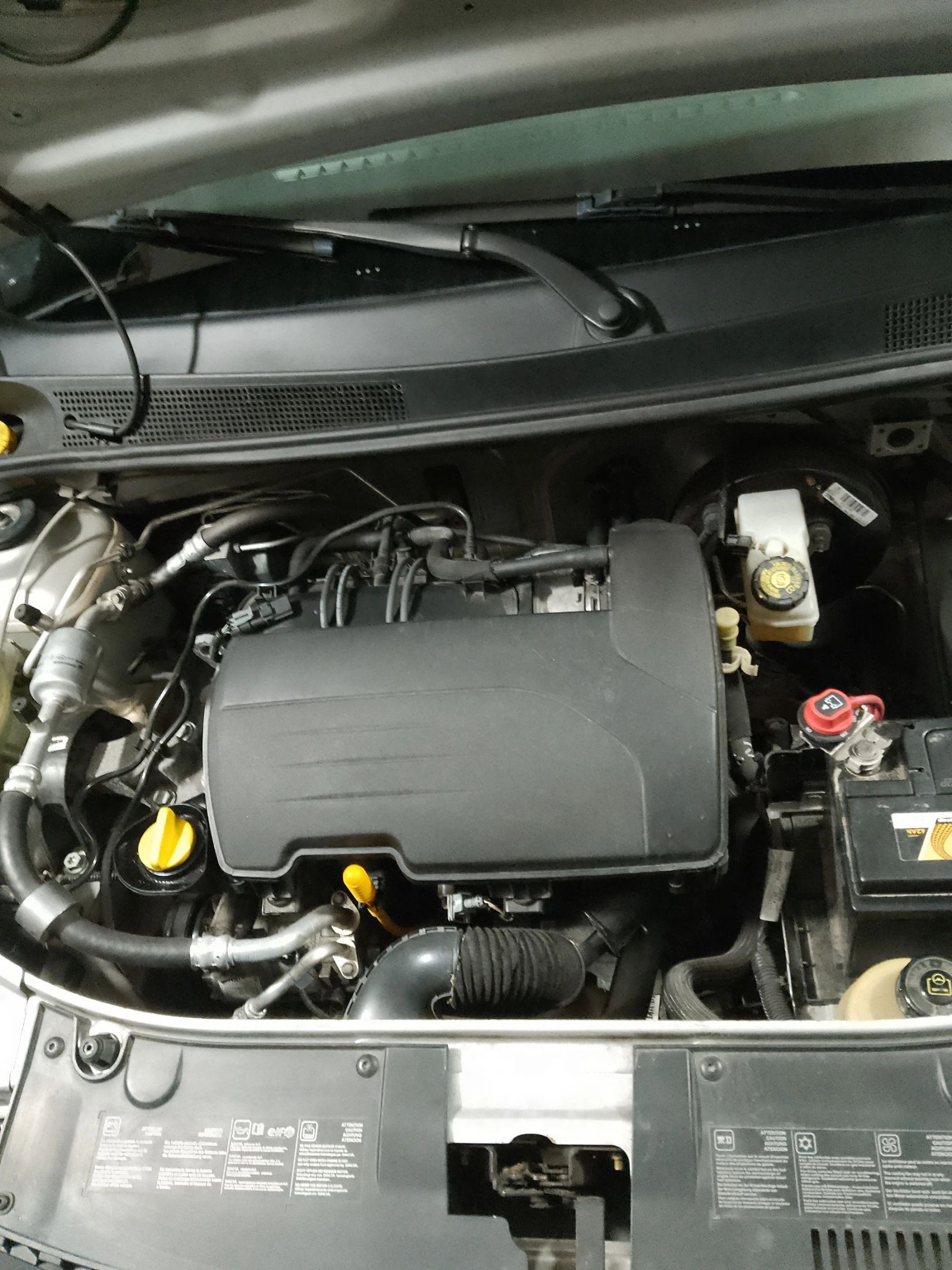 Dacia Sandero 1.2  , navi , kamera | Mobile.bg   15