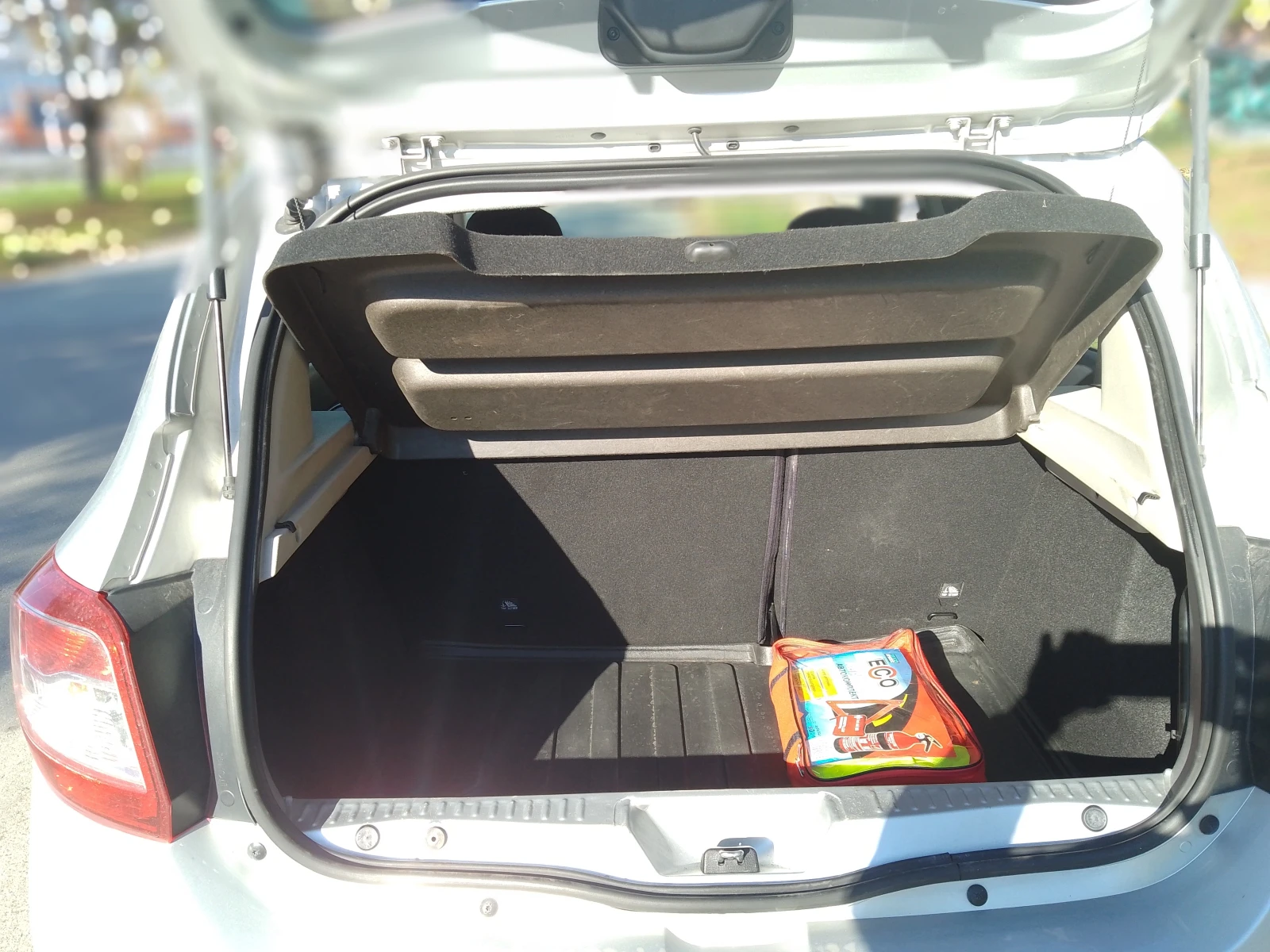 Dacia Sandero 1.2  , navi , kamera | Mobile.bg   16