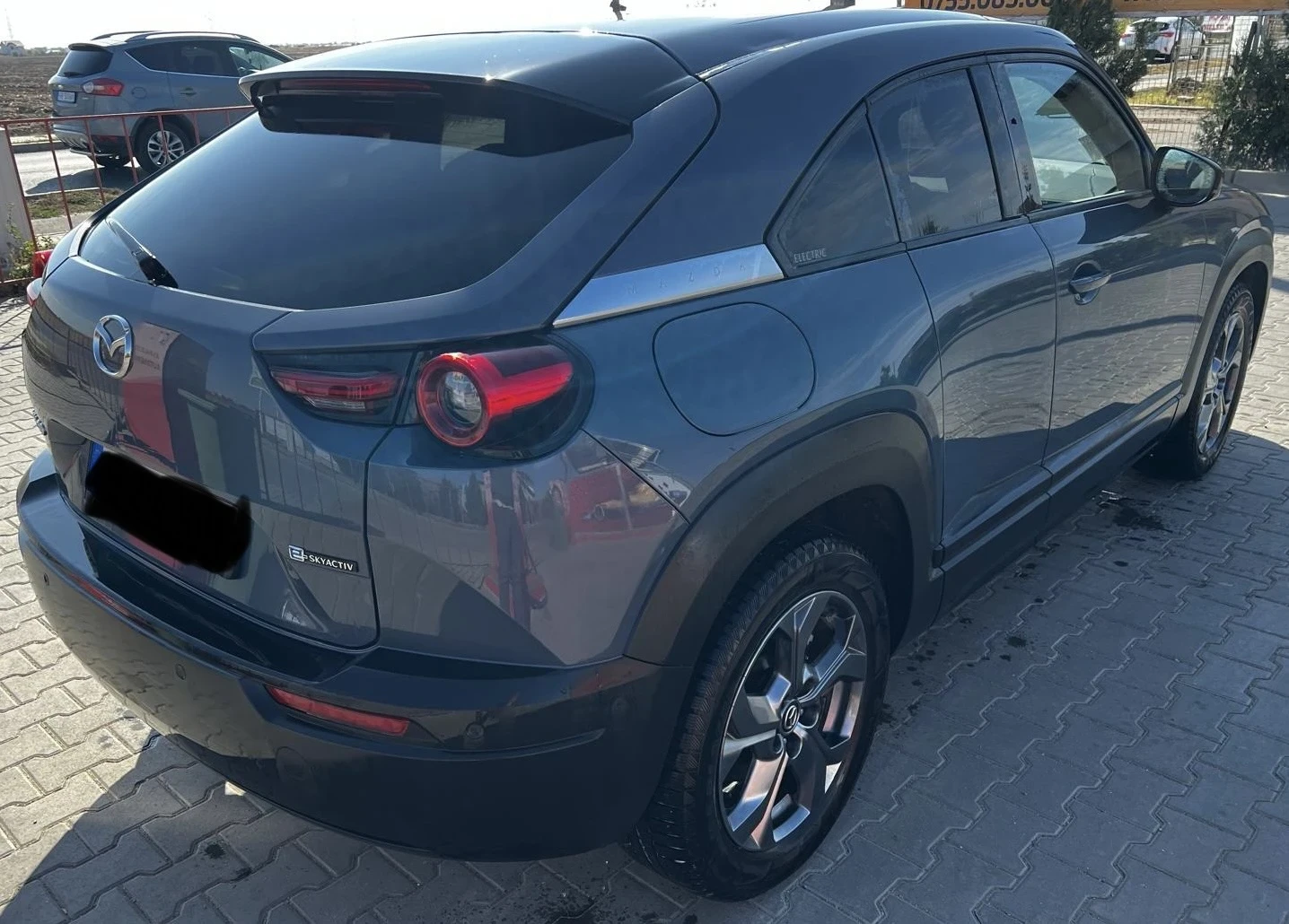 Mazda MX-30 E-SKYACTIV 23000km 12.2021 - изображение 4