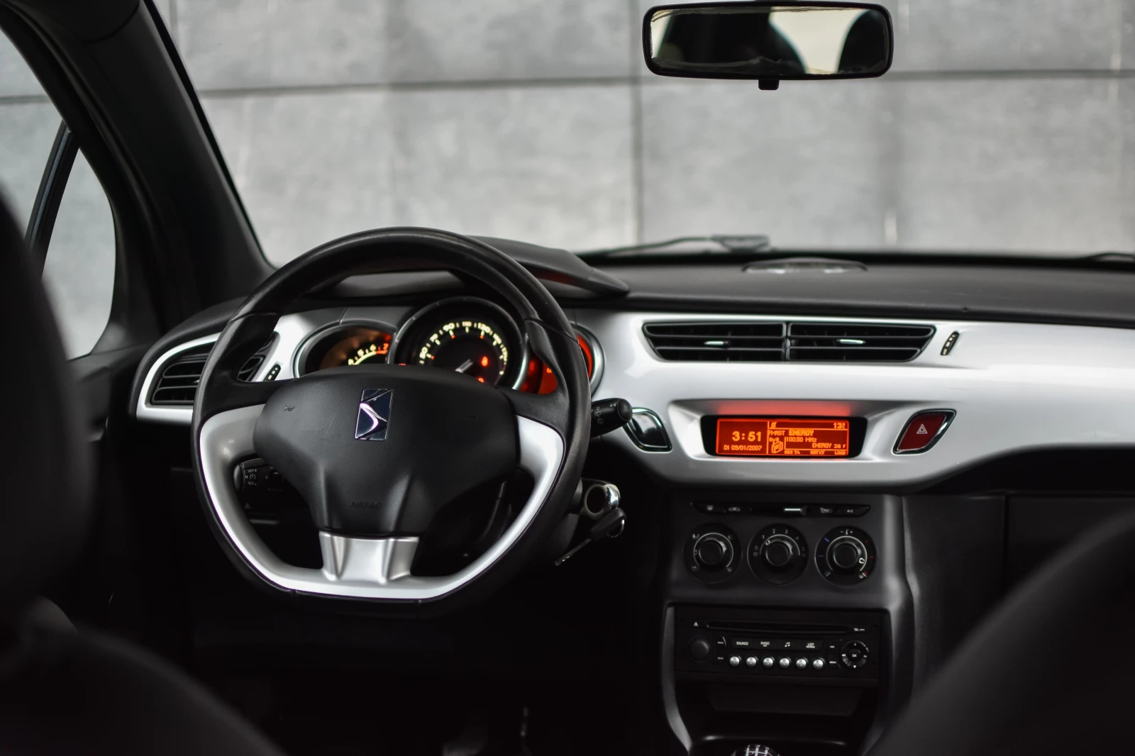 Citroen DS3 1.4i - изображение 9