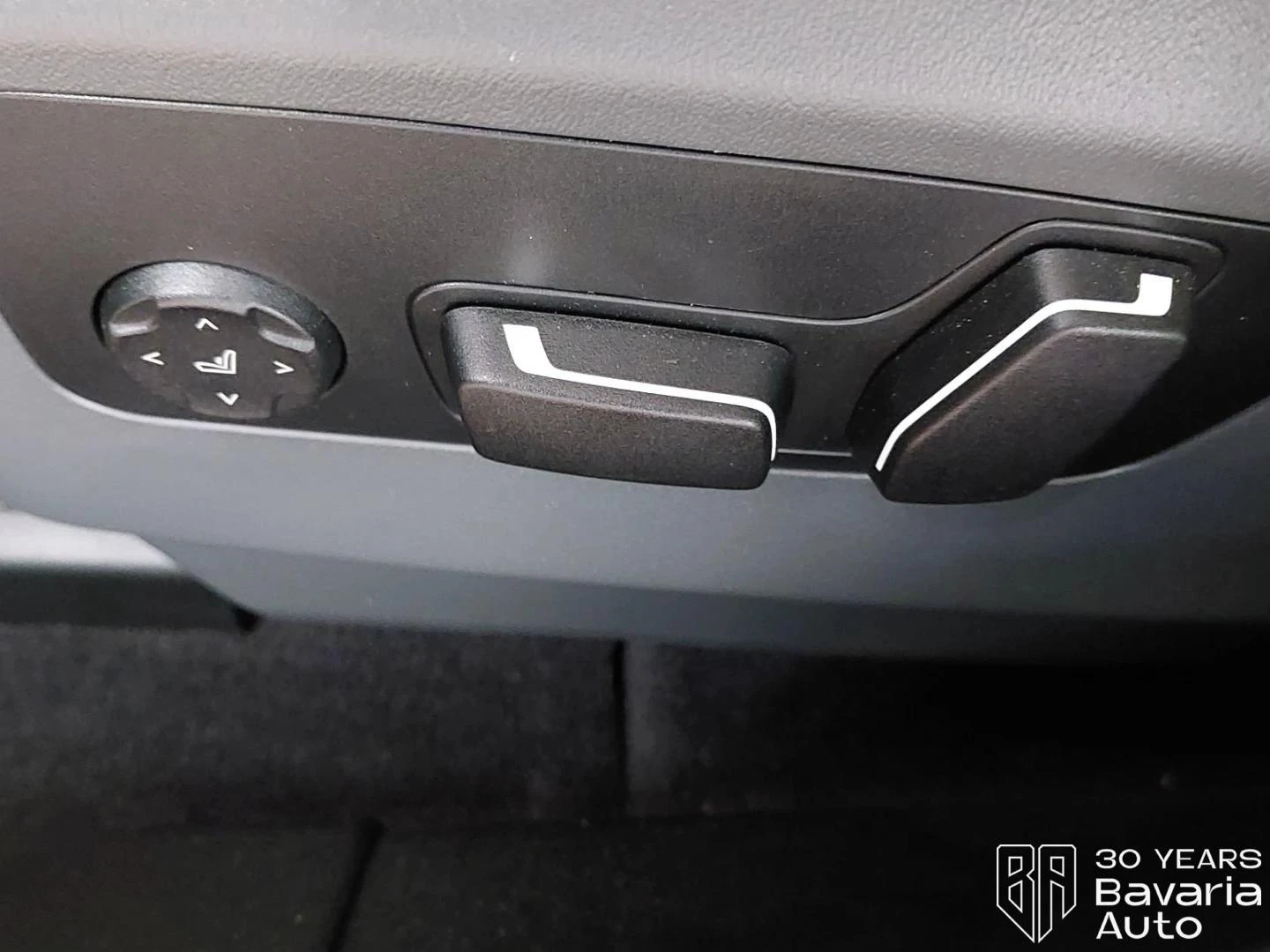 BMW 550 e xDrive Touring M Sport Paket Steptronic, снимка 16 - Автомобили и джипове - 54044557