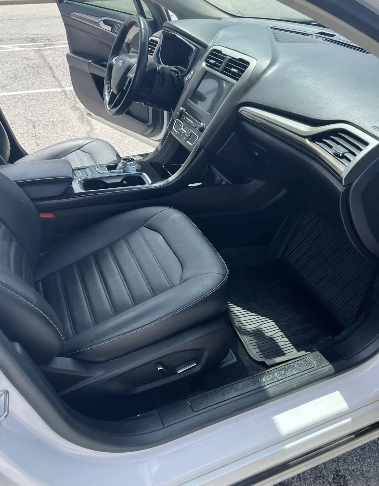 Ford Fusion Plug-In Hybrid * Подгреви * Камера * Keyless * , снимка 9 - Автомобили и джипове - 54080998