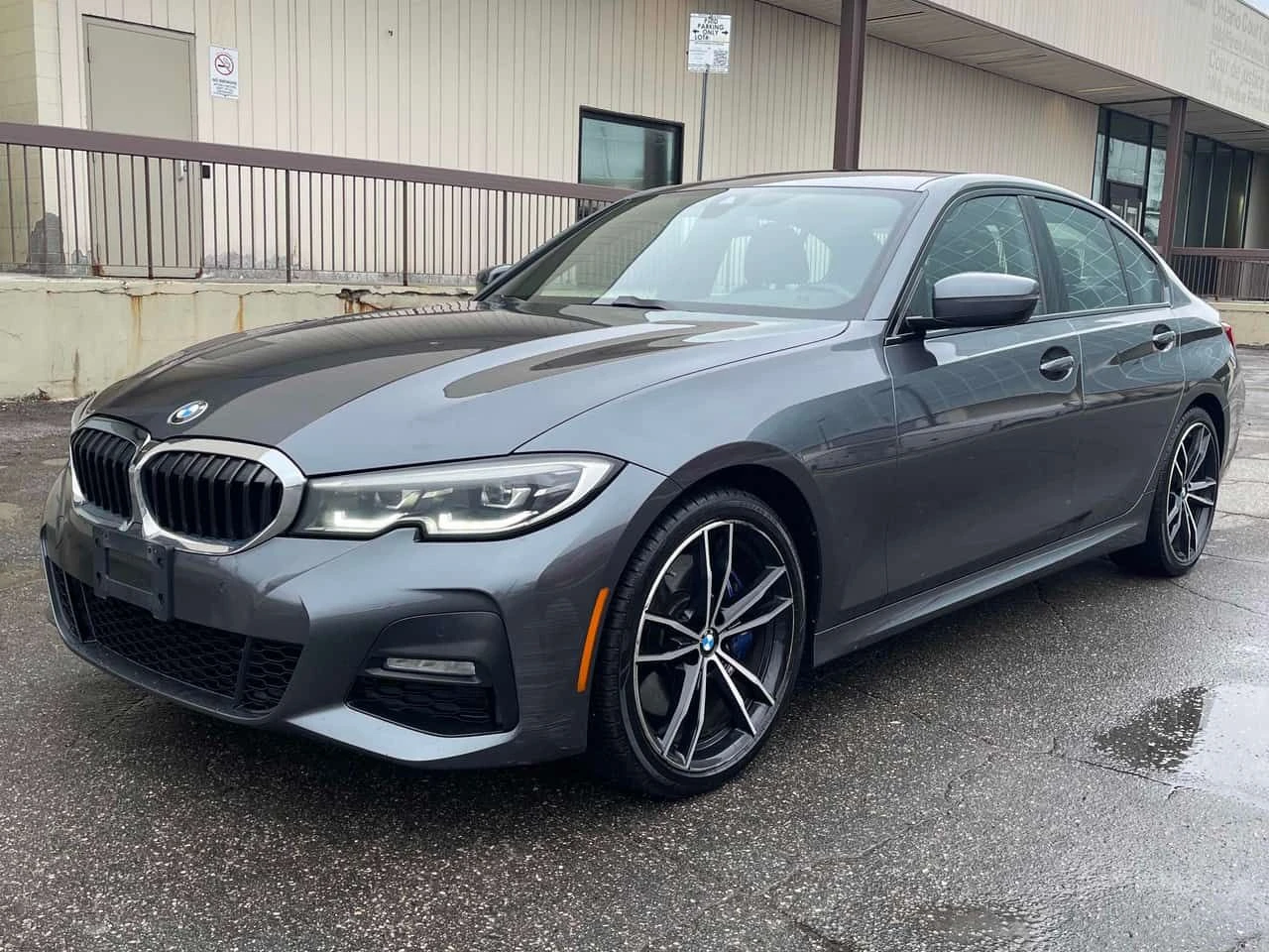 BMW 330 330i xDrive  CARFAX, снимка 3 - Автомобили и джипове - 54175712