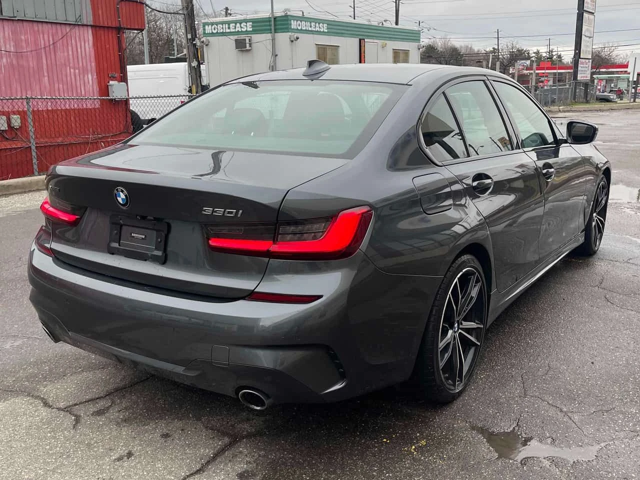 BMW 330 330i xDrive  CARFAX, снимка 7 - Автомобили и джипове - 54175712