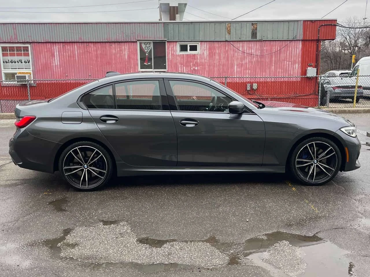 BMW 330 330i xDrive  CARFAX, снимка 5 - Автомобили и джипове - 54175712