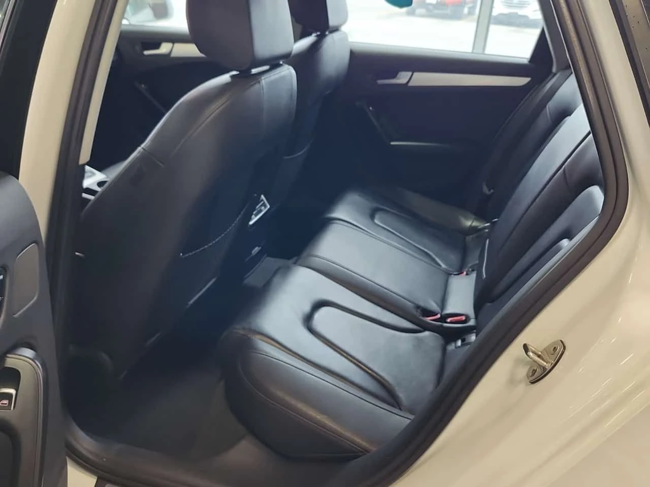 Audi A4 * PROGRESSIV PLUS * CARFAX * ЦЕНА ДО БГ, снимка 10 - Автомобили и джипове - 54230275