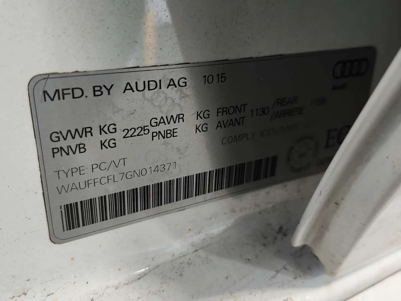 Audi A4 * PROGRESSIV PLUS * CARFAX * ЦЕНА ДО БГ, снимка 16 - Автомобили и джипове - 54230275