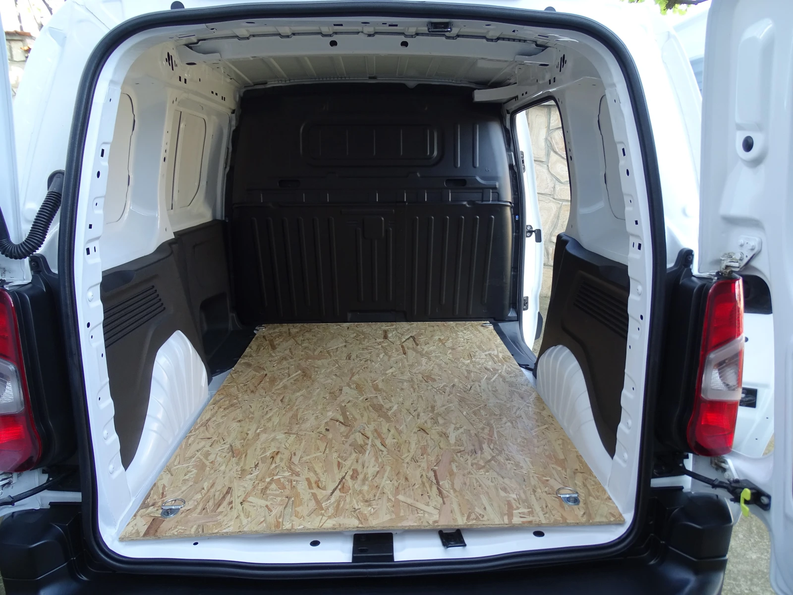 Opel Combo 1.5 NAVI KLIMA N1  EURO 6 , снимка 9 - Автомобили и джипове - 54491907
