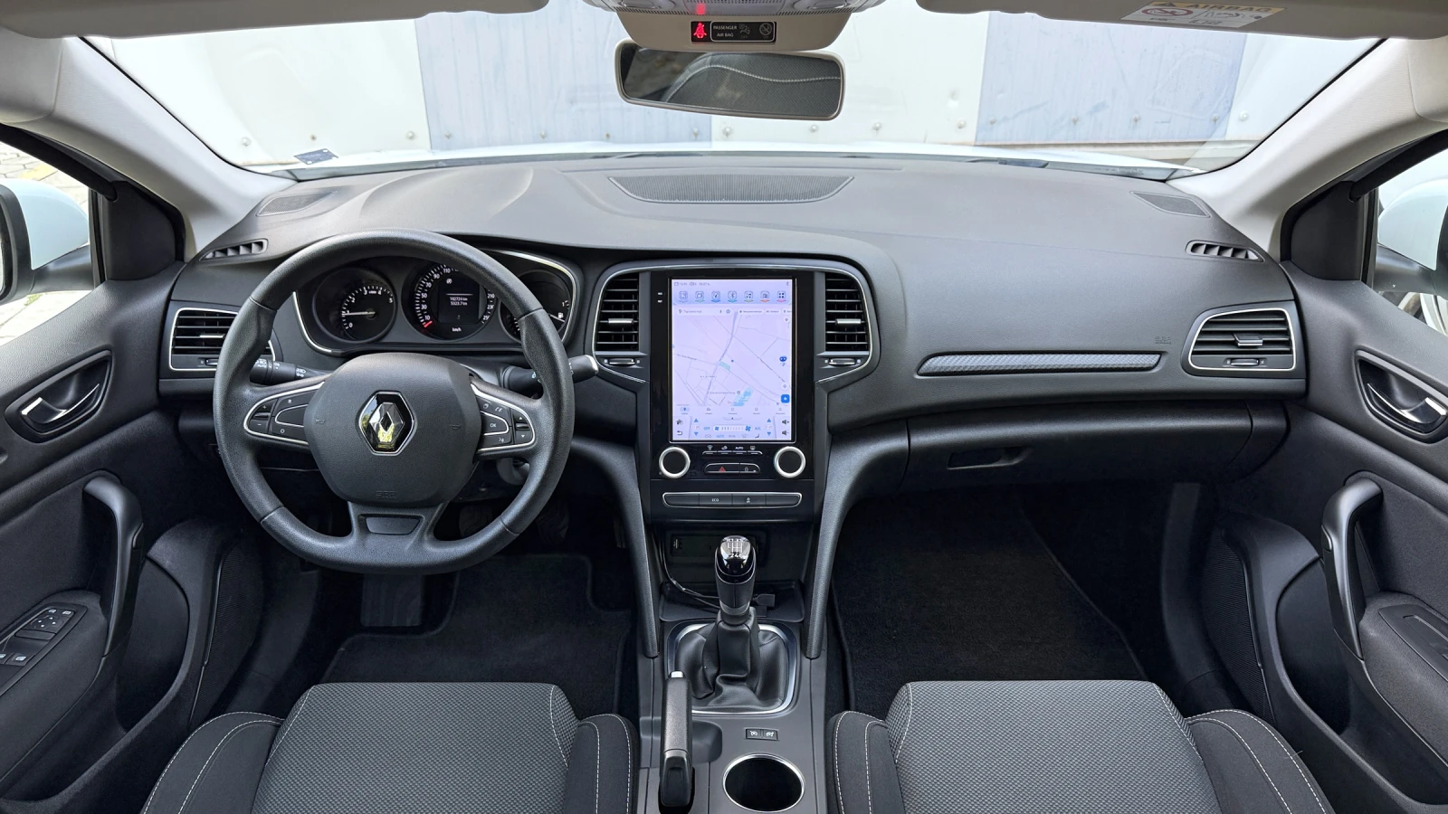 Renault Megane 1.4 TCE, снимка 7 - Автомобили и джипове - 54641085