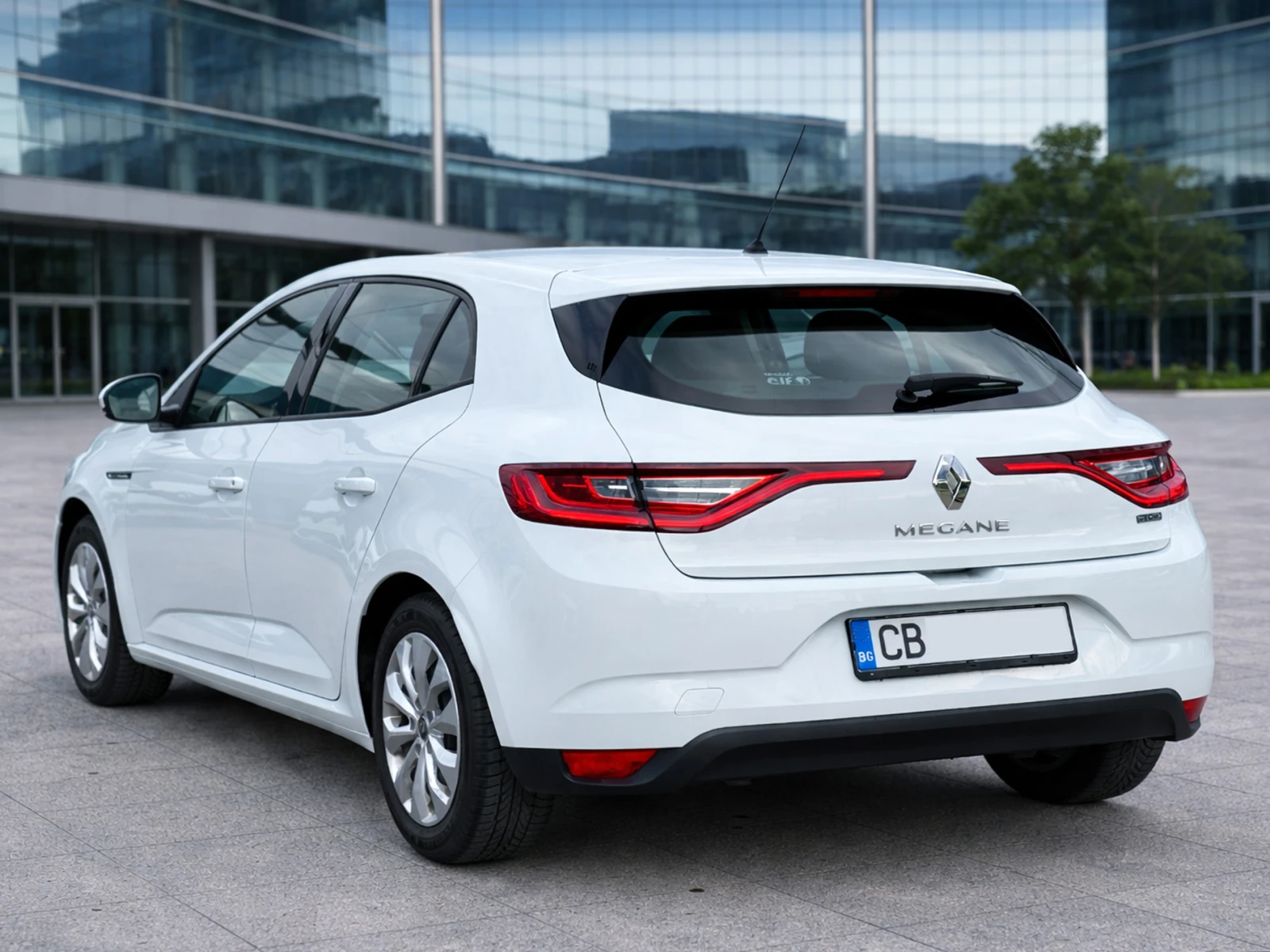 Renault Megane 1.4 TCE, снимка 6 - Автомобили и джипове - 54641085