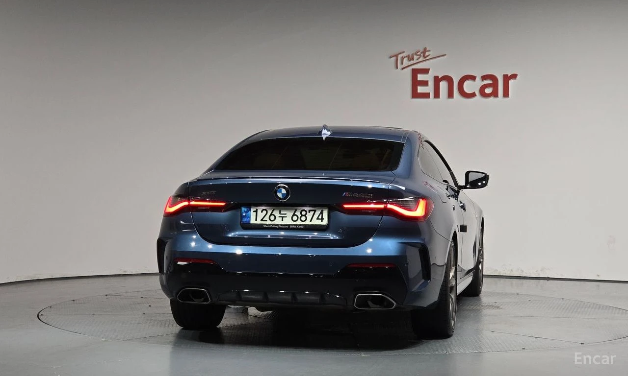 BMW 440 i xDrive* HARMAN KARDON* 360 CAM* ХЕДЪП* DISTRONIC, снимка 4 - Автомобили и джипове - 54720637