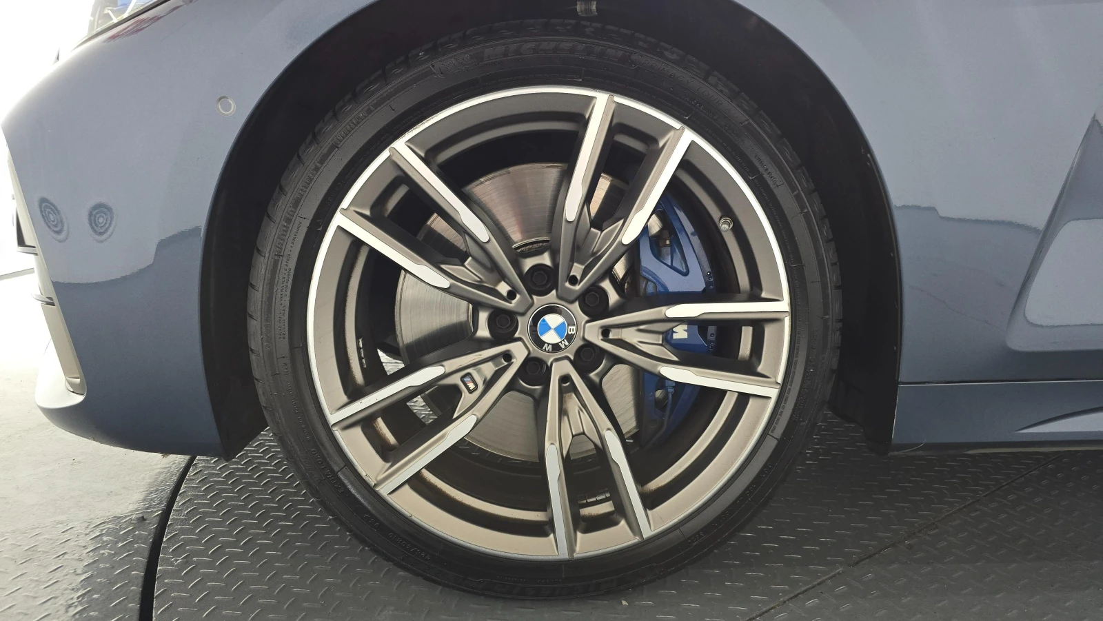 BMW 440 i xDrive* HARMAN KARDON* 360 CAM* ХЕДЪП* DISTRONIC, снимка 5 - Автомобили и джипове - 54720637