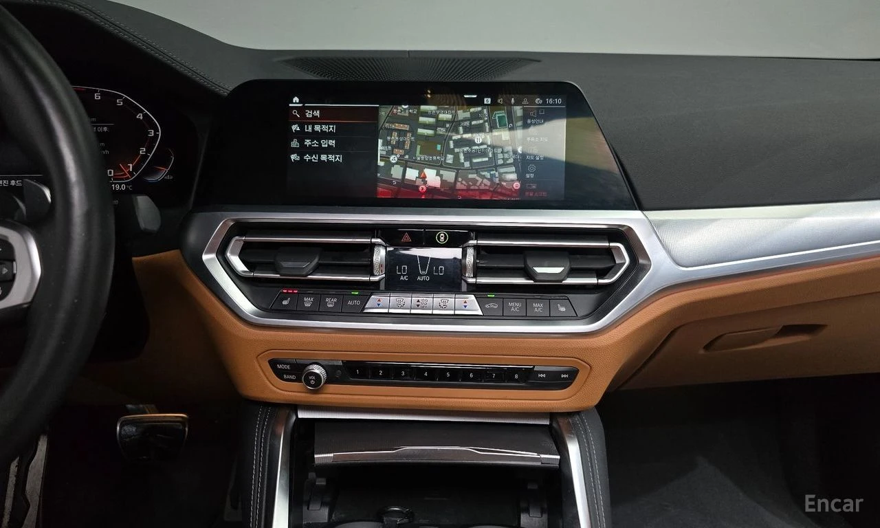 BMW 440 i xDrive* HARMAN KARDON* 360 CAM* ХЕДЪП* DISTRONIC, снимка 12 - Автомобили и джипове - 54720637