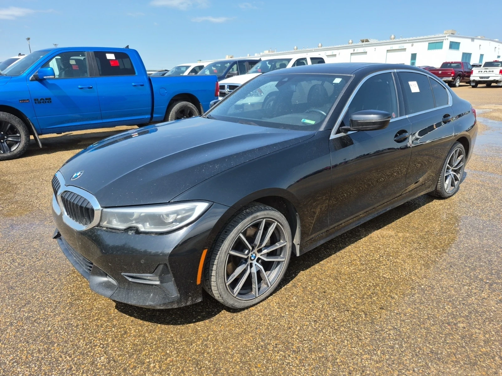 BMW 330 Xi* B48* Distronic* Digital Cockpit, снимка 3 - Автомобили и джипове - 55242041