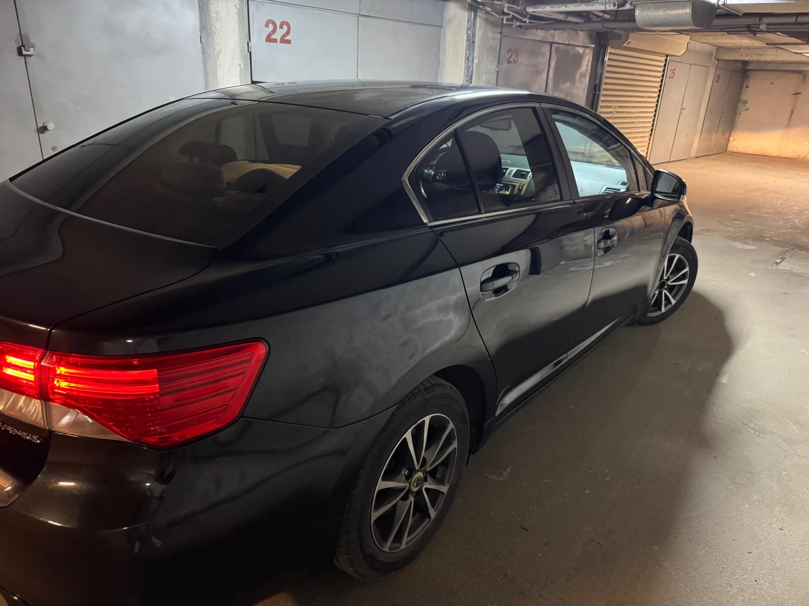 Toyota Avensis T27