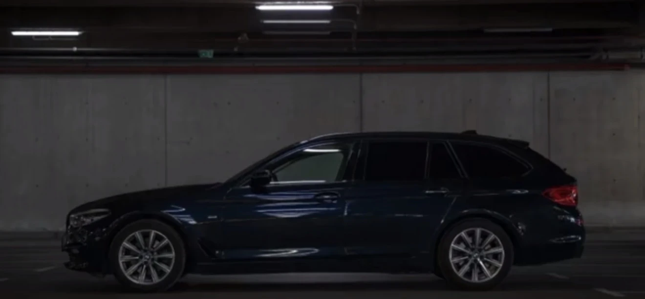BMW 520 d * Sport Line * HeadUp * xDrive * (НАЛИЧНА В БГ ), снимка 4 - Автомобили и джипове - 55426214