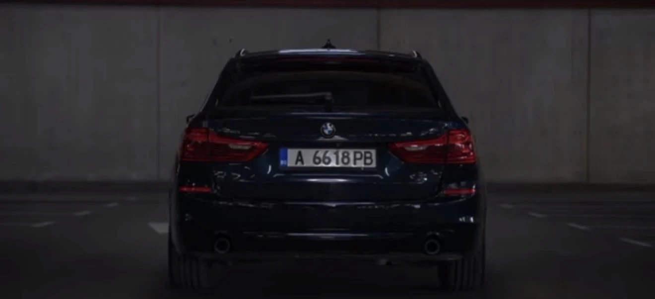BMW 520 d * Sport Line * HeadUp * xDrive * (НАЛИЧНА В БГ ), снимка 5 - Автомобили и джипове - 55426214
