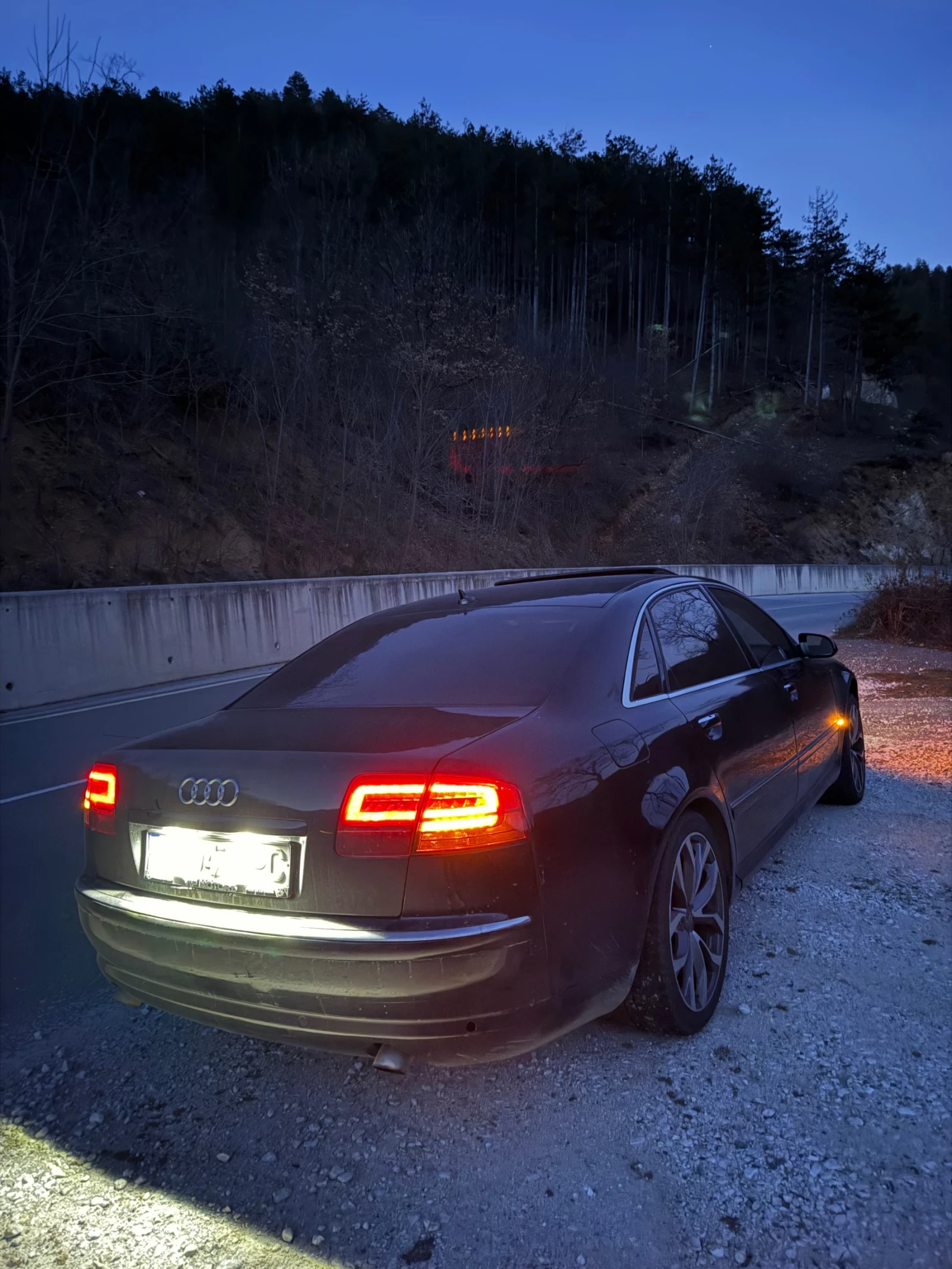 Audi A8, снимка 5 - Автомобили и джипове - 55586237