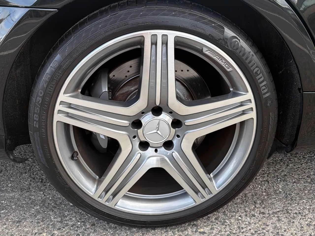 Mercedes-Benz CLS 63 AMG CARFAX, снимка 17 - Автомобили и джипове - 55834126