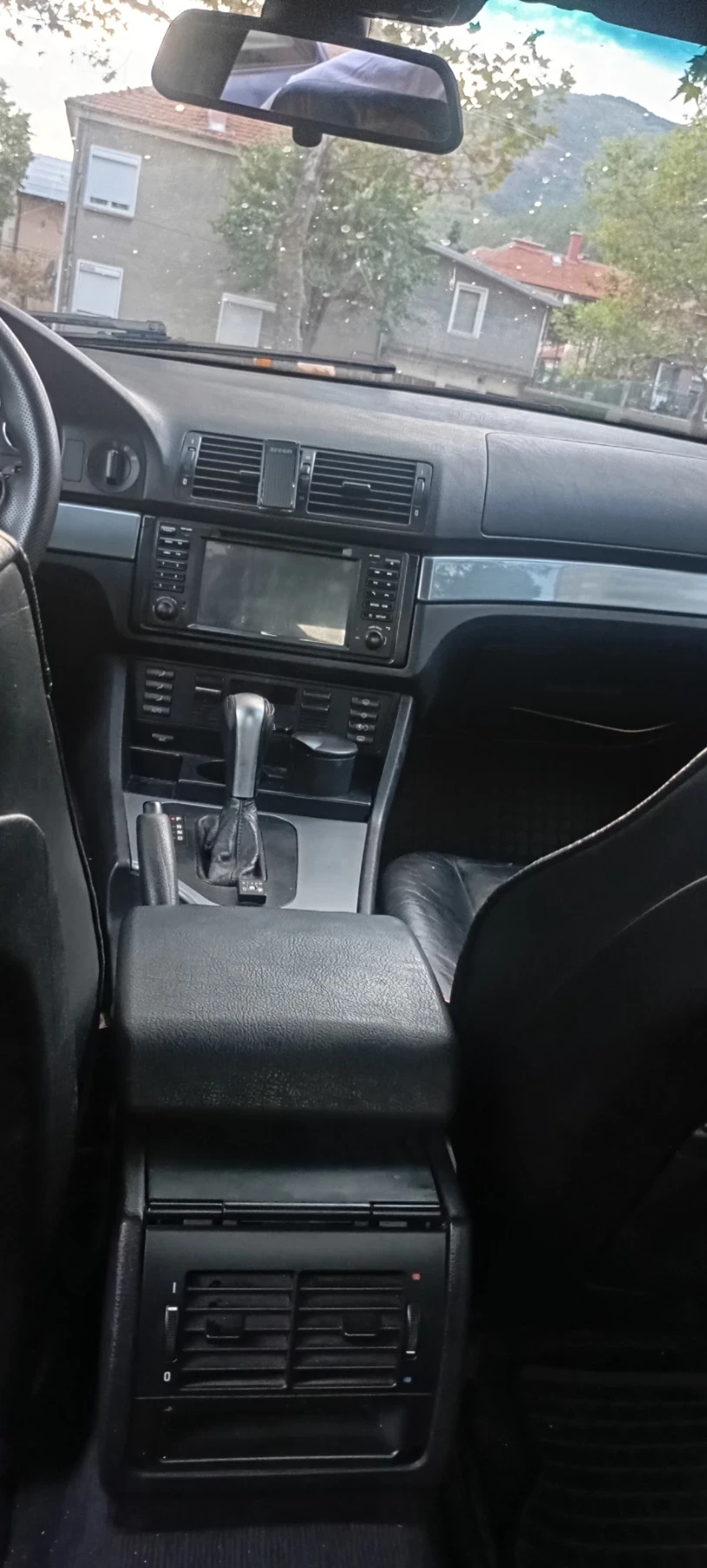 BMW 520, снимка 8 - Автомобили и джипове - 55931940