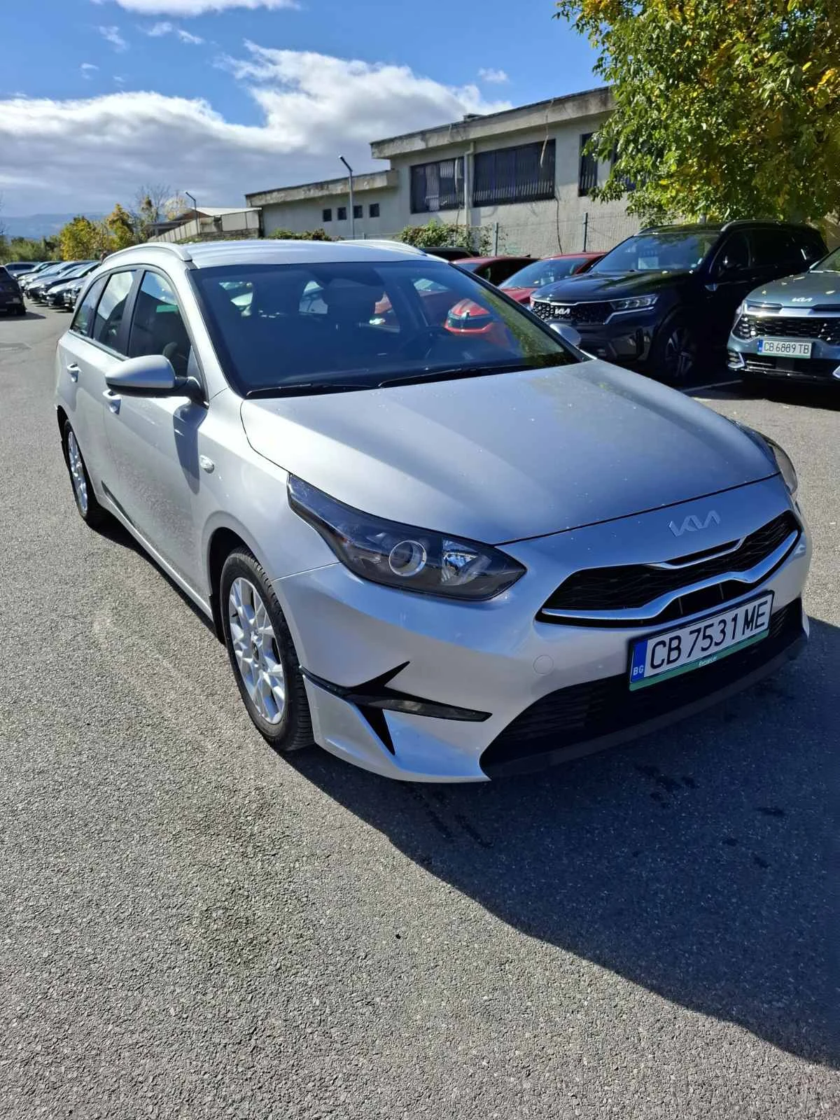 Kia Ceed SW 1.5T �������� | Mobile.bg � ����������� 2