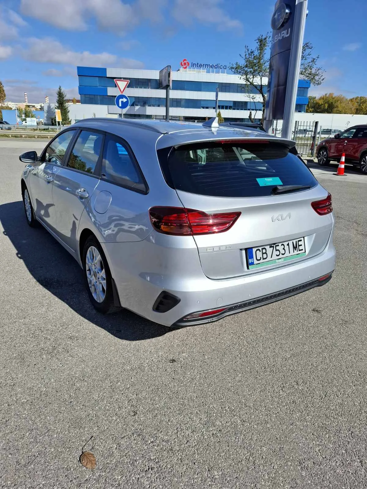 Kia Ceed SW 1.5T �������� | Mobile.bg � ����������� 4