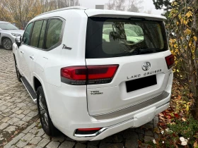 Toyota Land cruiser 300 3.5 V6  - 210998 лв. / 107881.56 € - 83606560 4