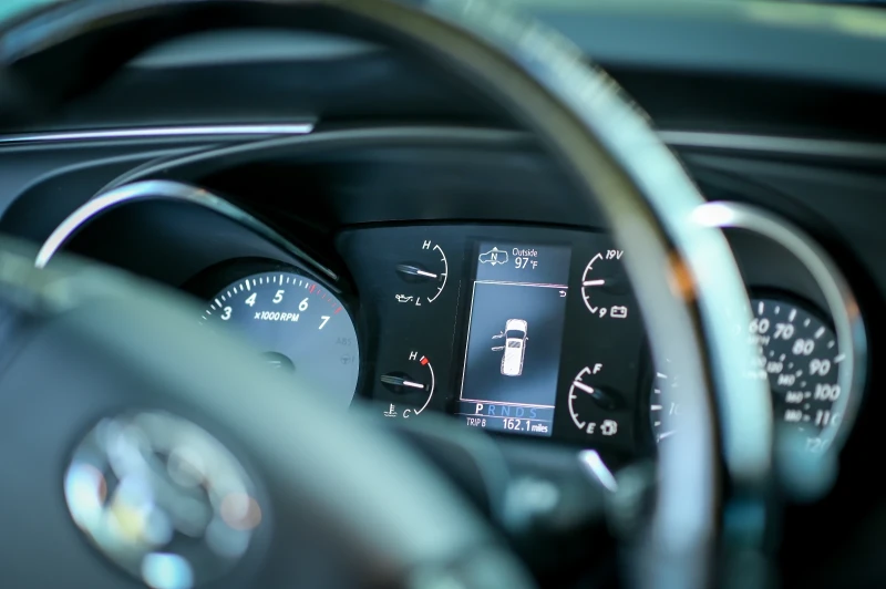 Toyota Sequoia Platinum, снимка 8 - Автомобили и джипове - 52275673