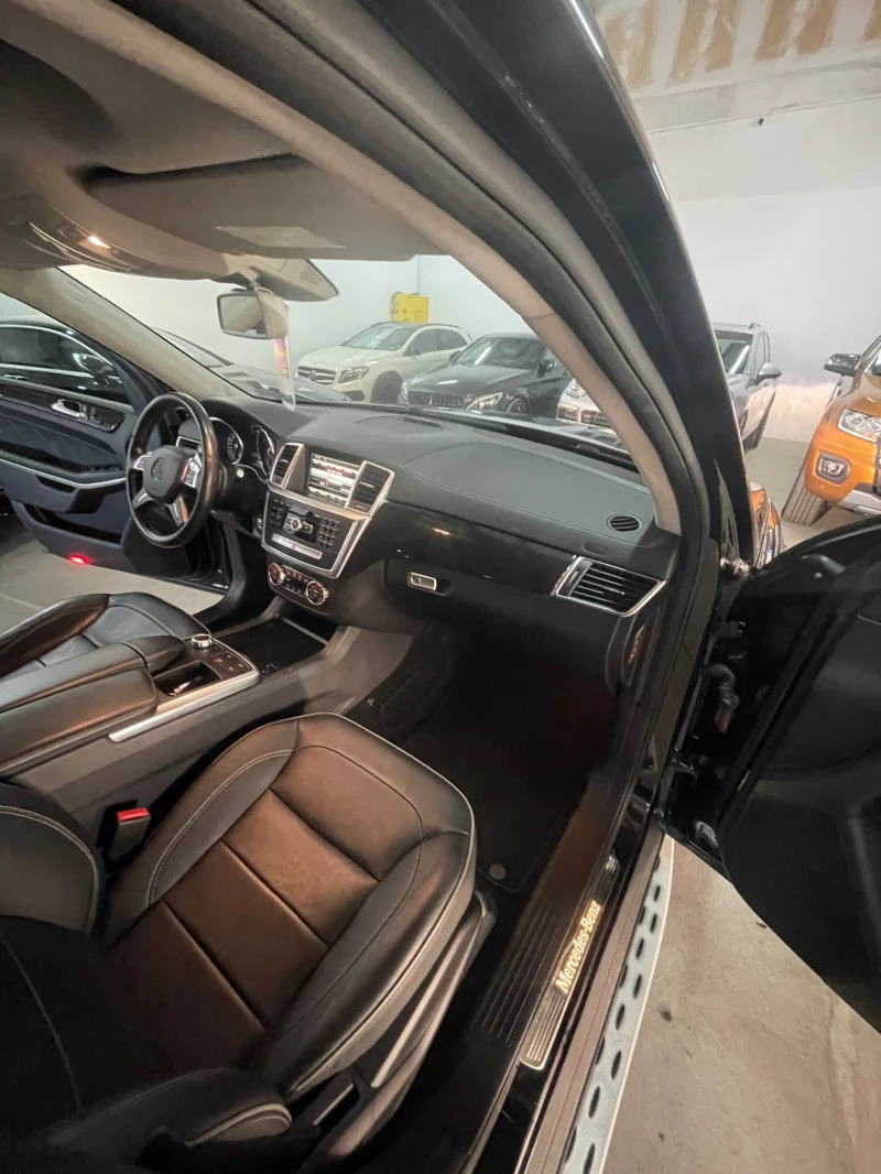 Mercedes-Benz GL 350 AMG/7 местен/1собственик/Напълно обслужен/НОВ!!, снимка 14 - Автомобили и джипове - 52165938
