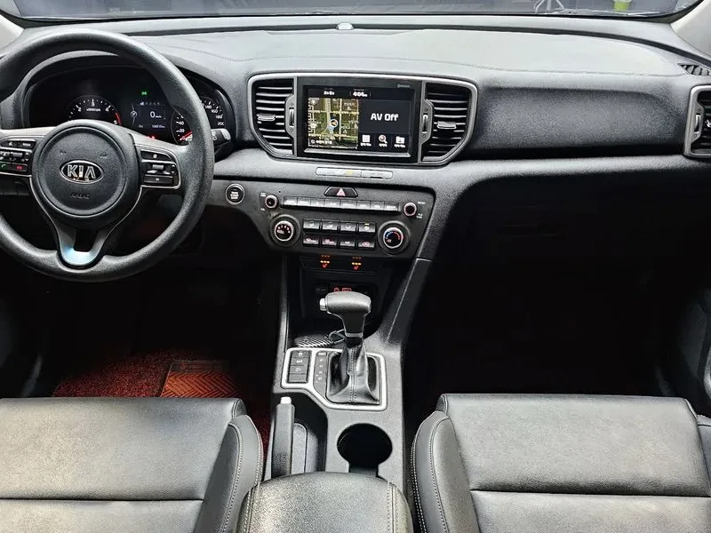 Kia Sportage 4Th Generation Diesel 1.7 2Wd Trendy, снимка 7 - Автомобили и джипове - 55100335