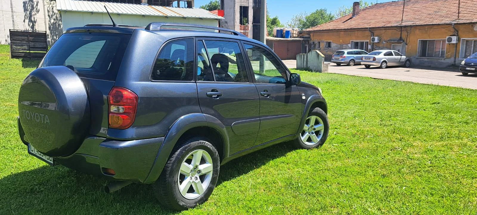 Toyota Rav4 2.0d - изображение 5