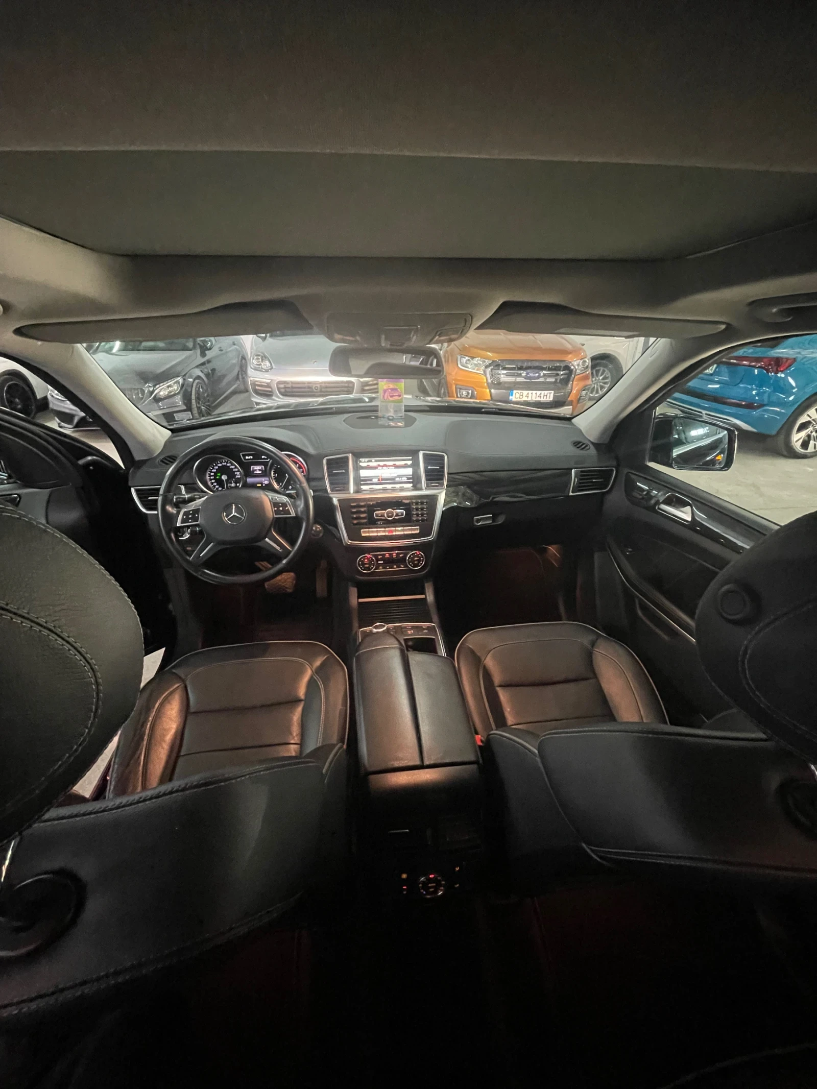 Mercedes-Benz GL 350 AMG/7 местен/1собственик/Напълно обслужен/НОВ!! - изображение 9