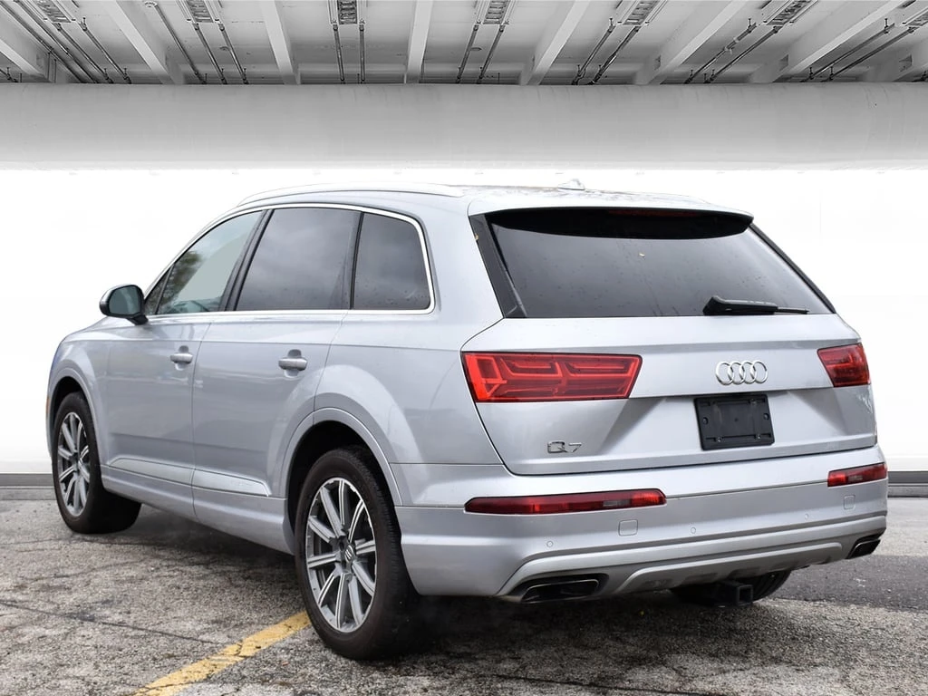 Audi Q7 * Progressiv 55 TFSI quattro * CARFAX * ЦЕНА ДО БГ - изображение 4